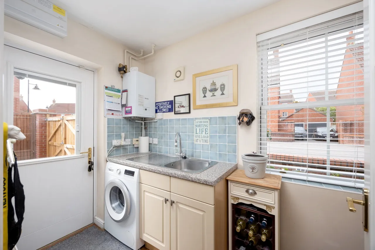 Teasel Close, Devizes, SN10, photo 31