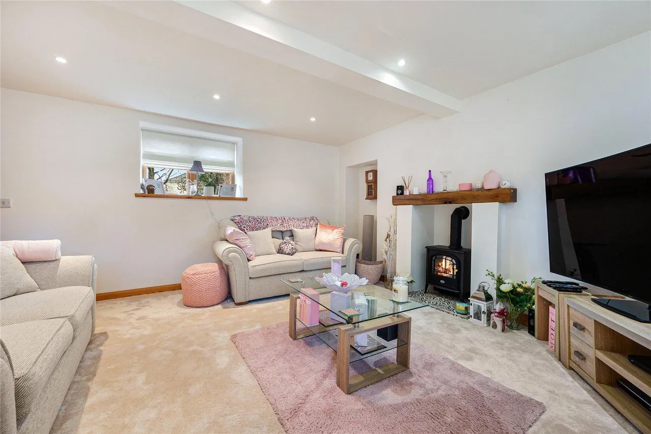 Doncaster Road, Foulby, photo 23