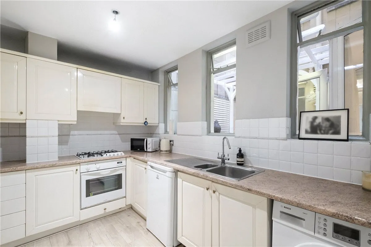 Wimpole Street, London, W1G, photo 2