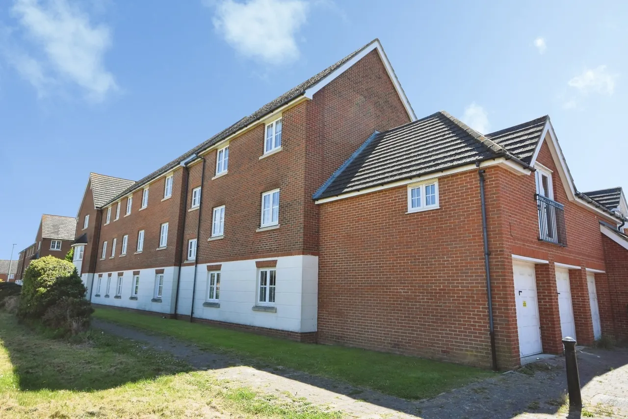 Baden Powell Close, Great Baddow, Chelmsford, Essex, CM2, photo 2