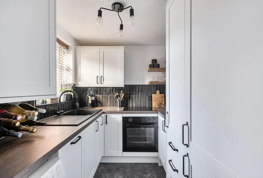 Deacons Place, Bishops Cleeve, GL52, photo 4