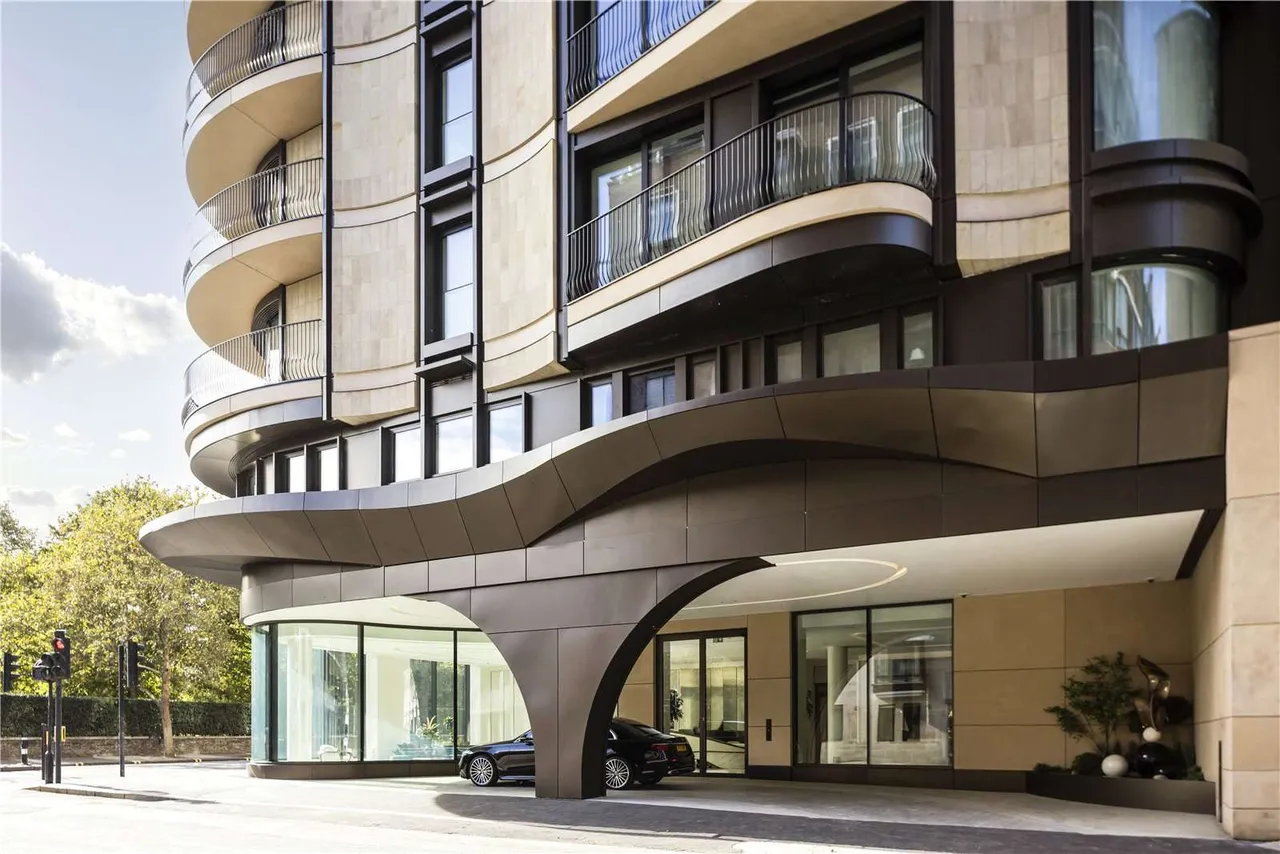 Park Modern, 123 Bayswater Road, London, W2 3JH, photo 2