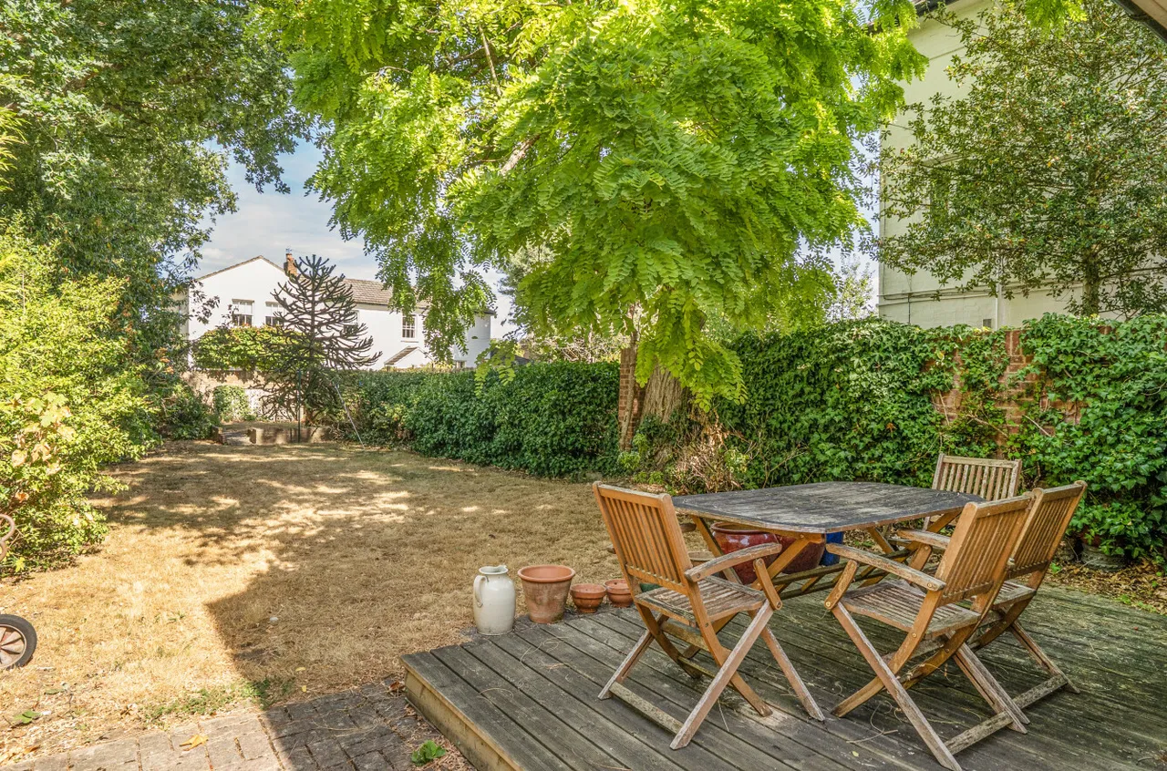 Rydens Road, Walton-On-Thames, KT12, photo 7