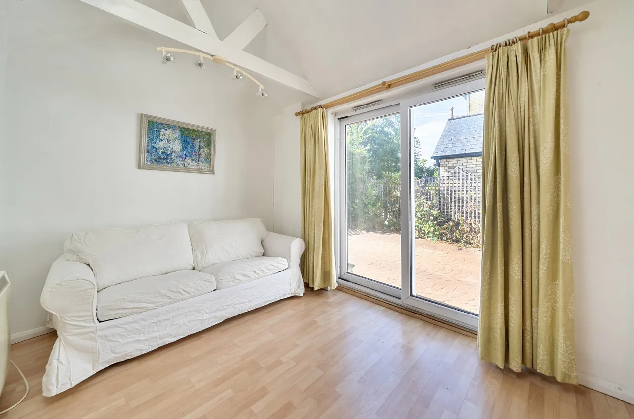 Rydens Road, Walton-On-Thames, KT12, photo 6