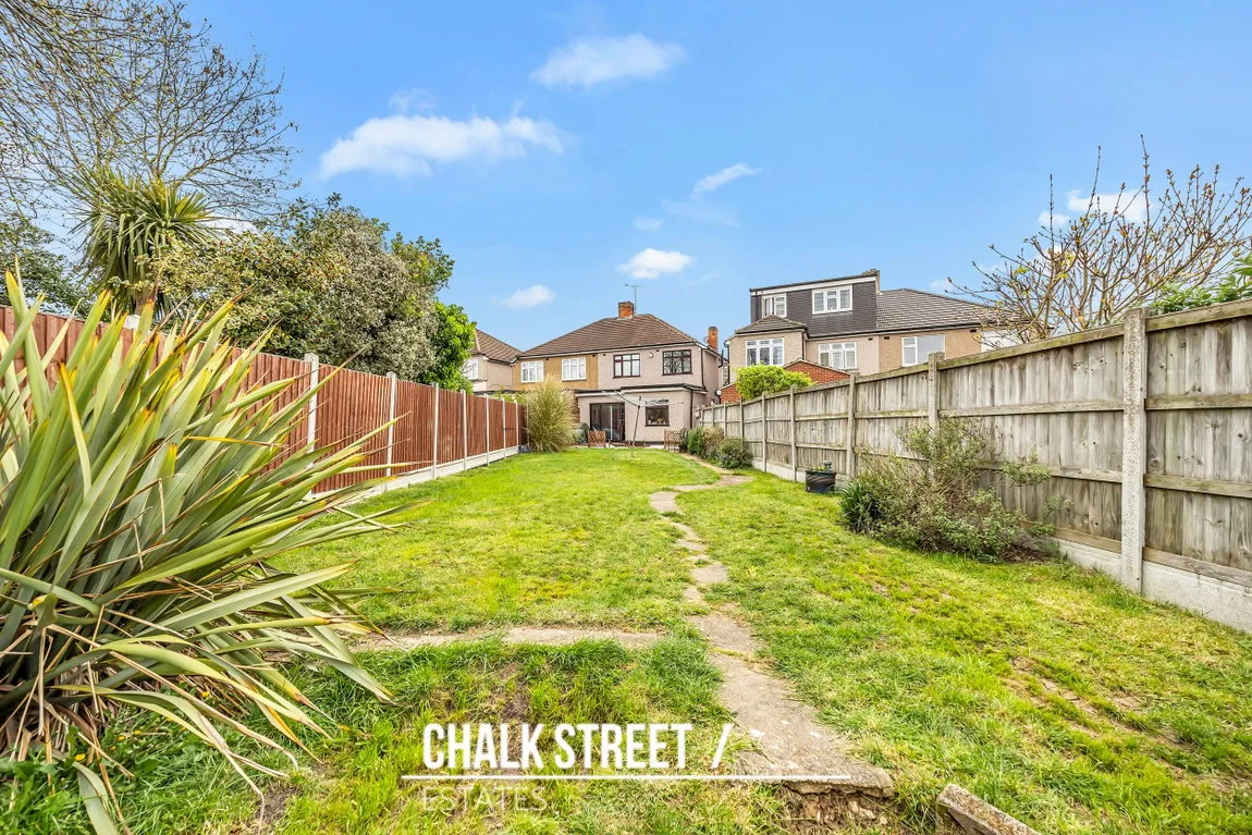 Cecil Avenue, Hornchurch, RM11 2ND, photo 18