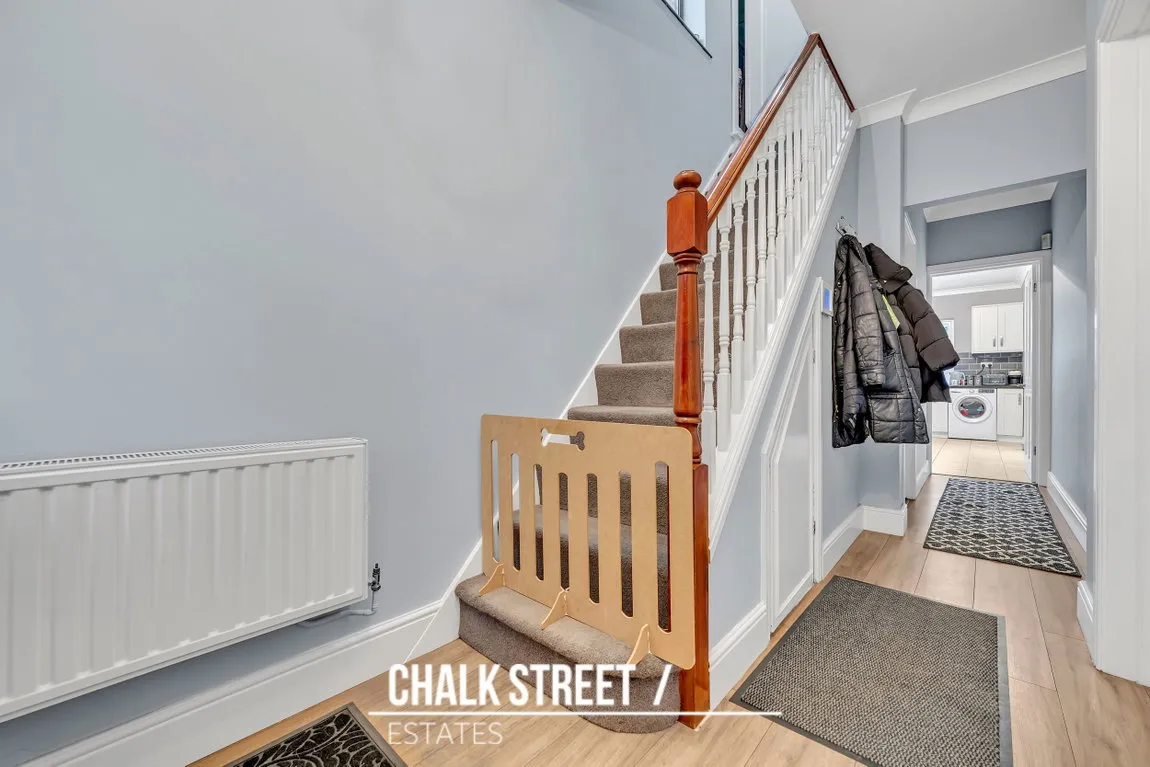 Cecil Avenue, Hornchurch, RM11 2ND, photo 12