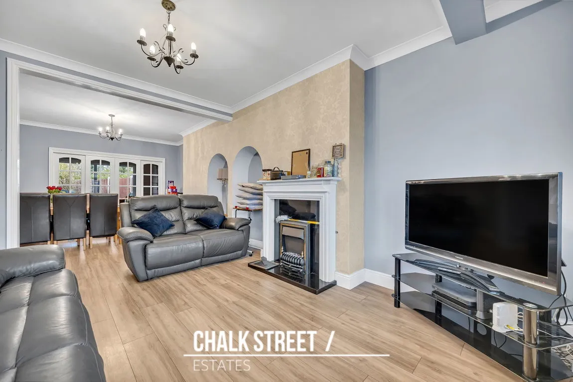 Cecil Avenue, Hornchurch, RM11 2ND, photo 3