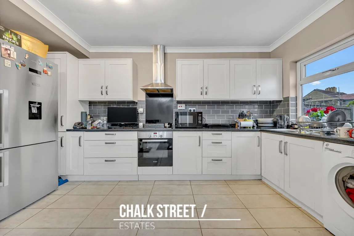 Cecil Avenue, Hornchurch, RM11 2ND, photo 9