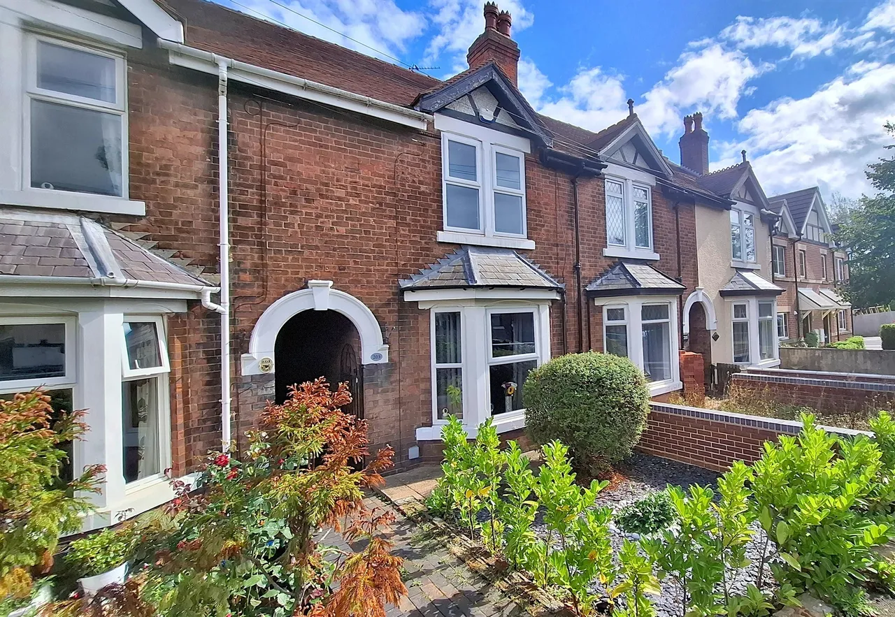 3 bed house for sale, Derby Road, Marehay, DE5