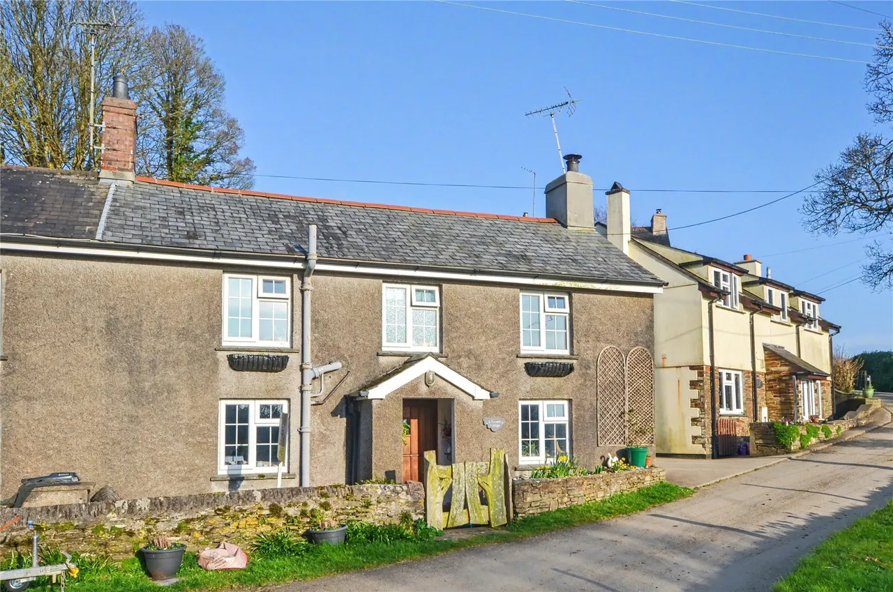 2 bed property for sale, Morval, Looe, PL13