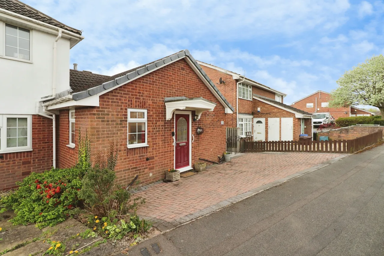1 bed house for sale — Valley Road, Sheffield