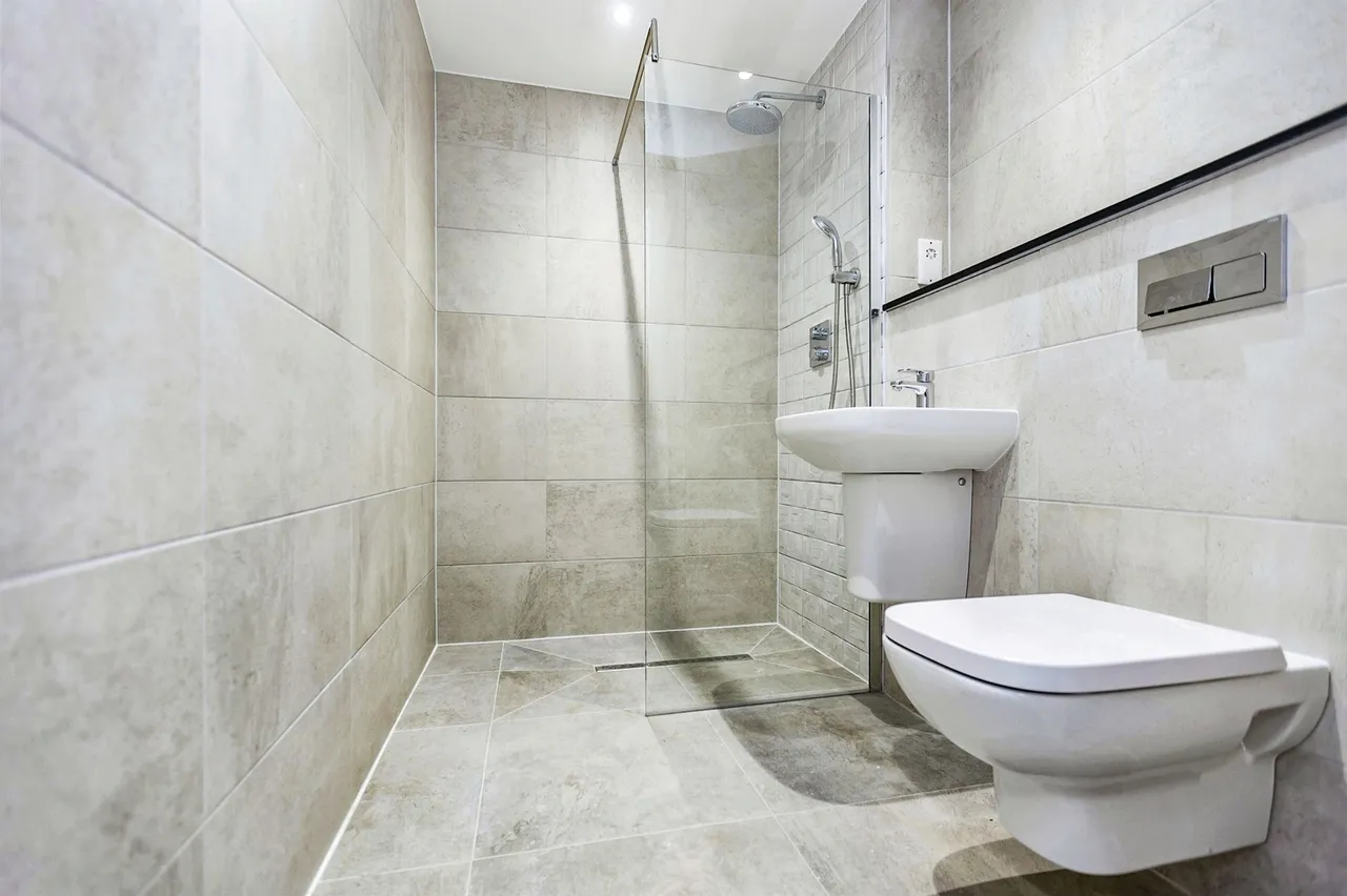 Melton Road, Leicester, LE4, photo 9