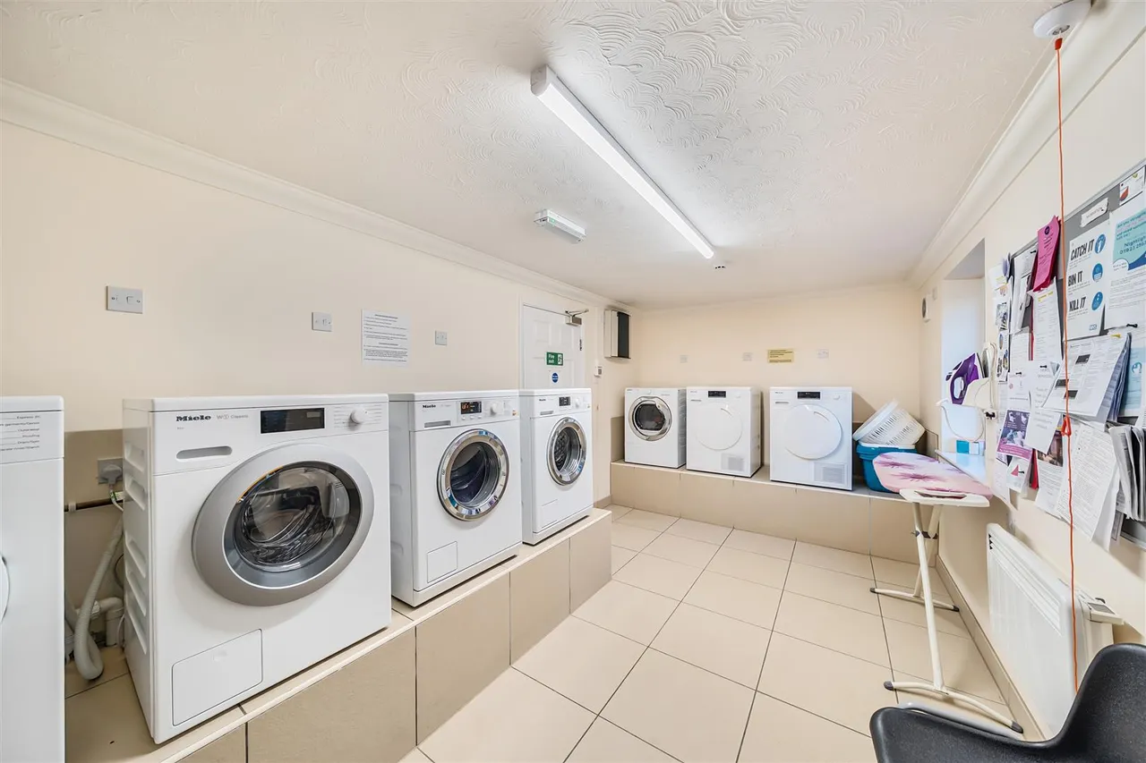 High Street, Rickmansworth, WD3, photo 11