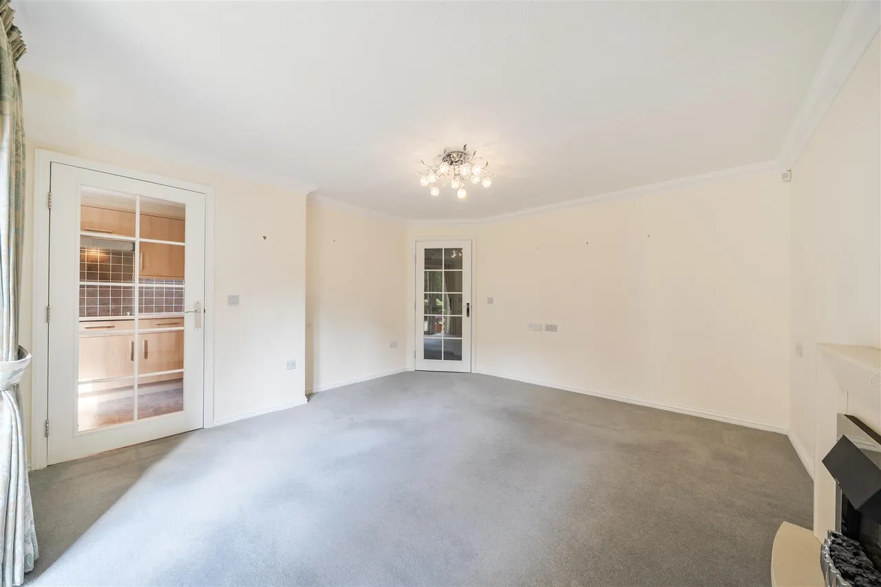 High Street, Rickmansworth, WD3, photo 3