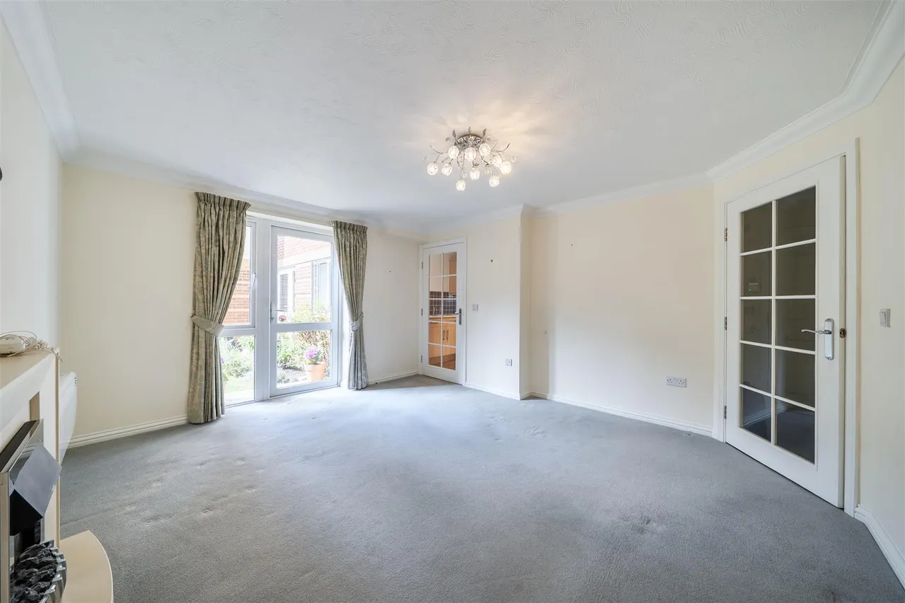 High Street, Rickmansworth, WD3, photo 4