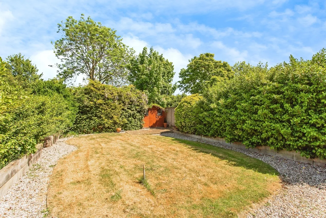 Ashurst Avenue, Southend-on-Sea, Essex, SS2, photo 17