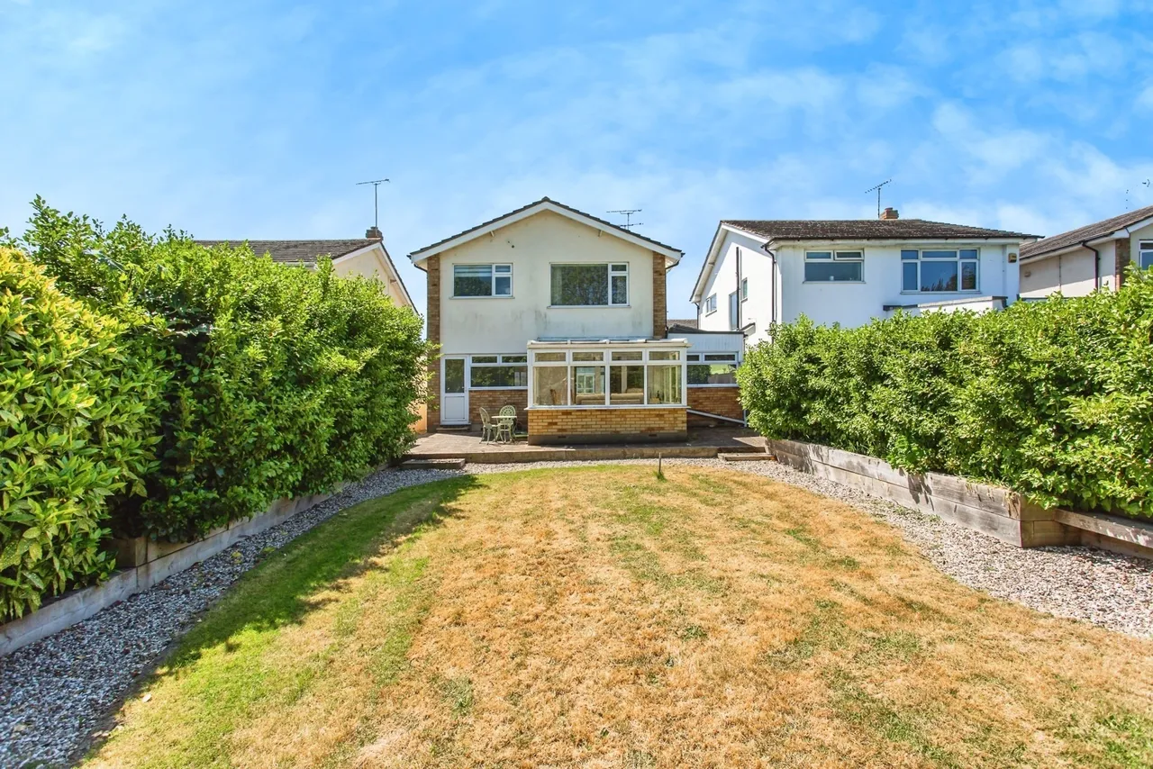 Ashurst Avenue, Southend-on-Sea, Essex, SS2, photo 10