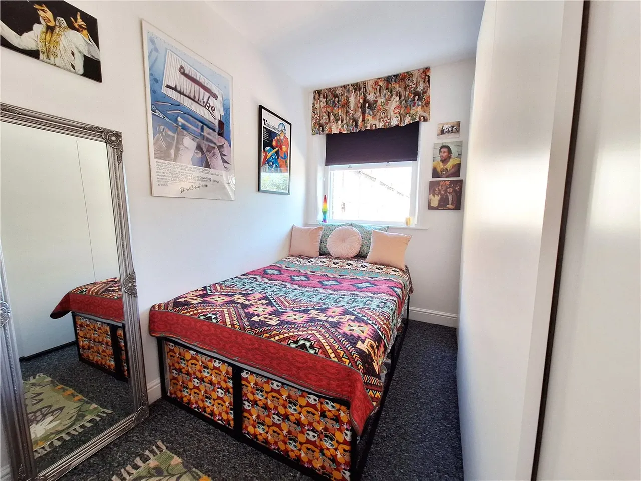 Holloway Road, London, N7, photo 6
