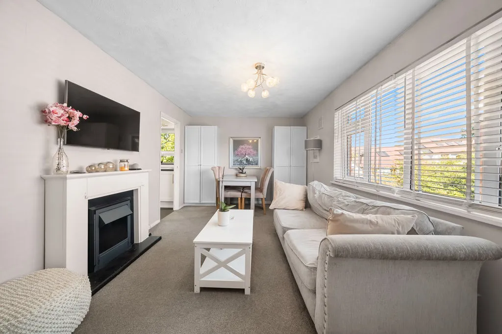 Addlestone Park, Addlestone KT15 1RY, photo 5