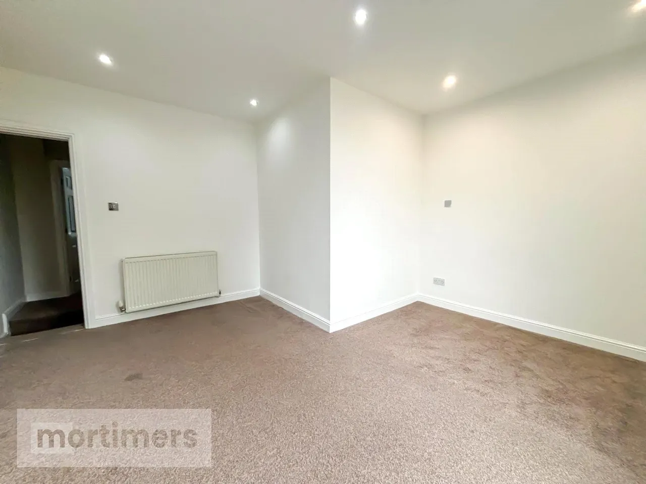Kirby Road, Blackburn, BB2, photo 4