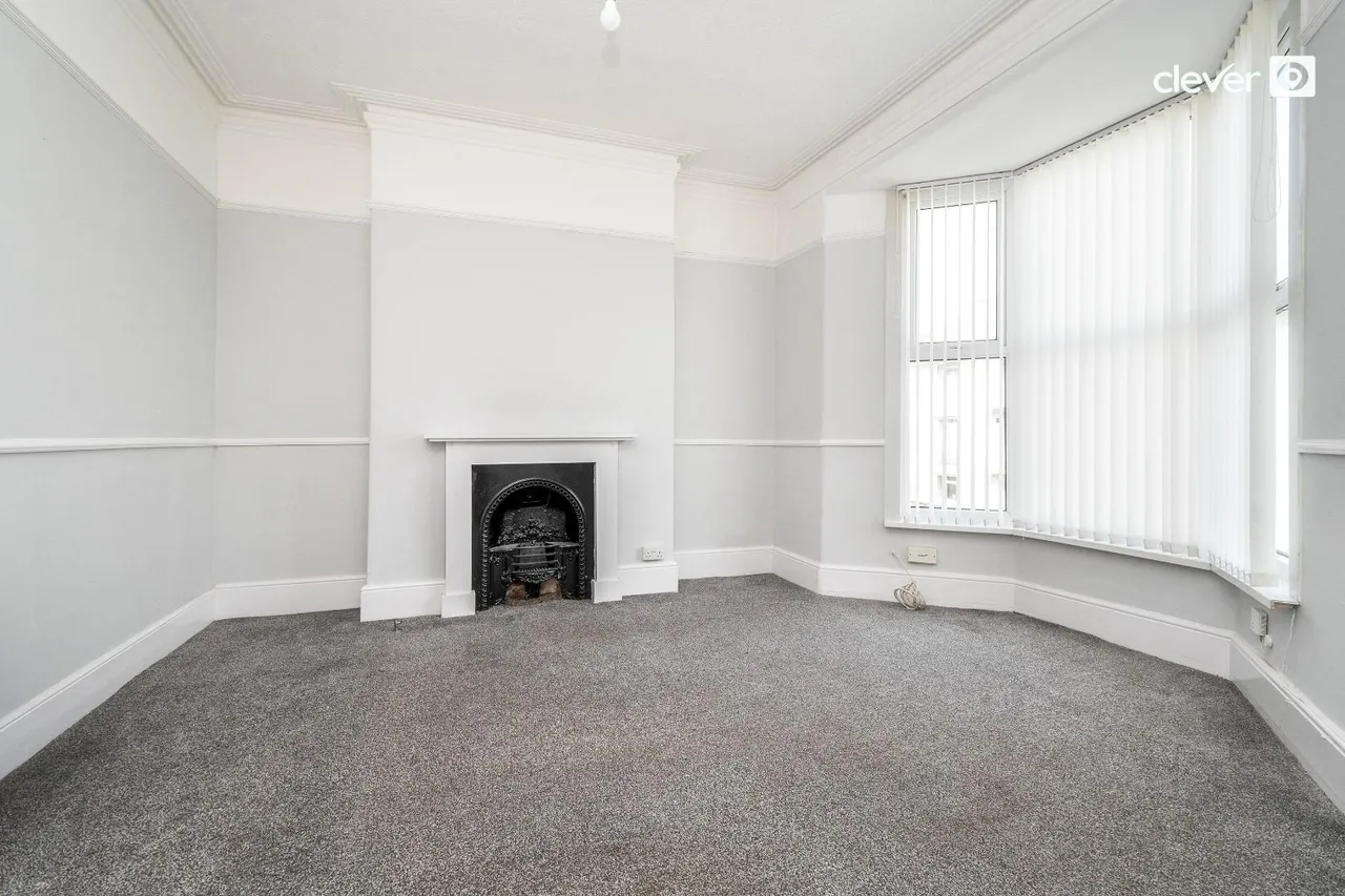 Bayswater Road, Central, photo 3