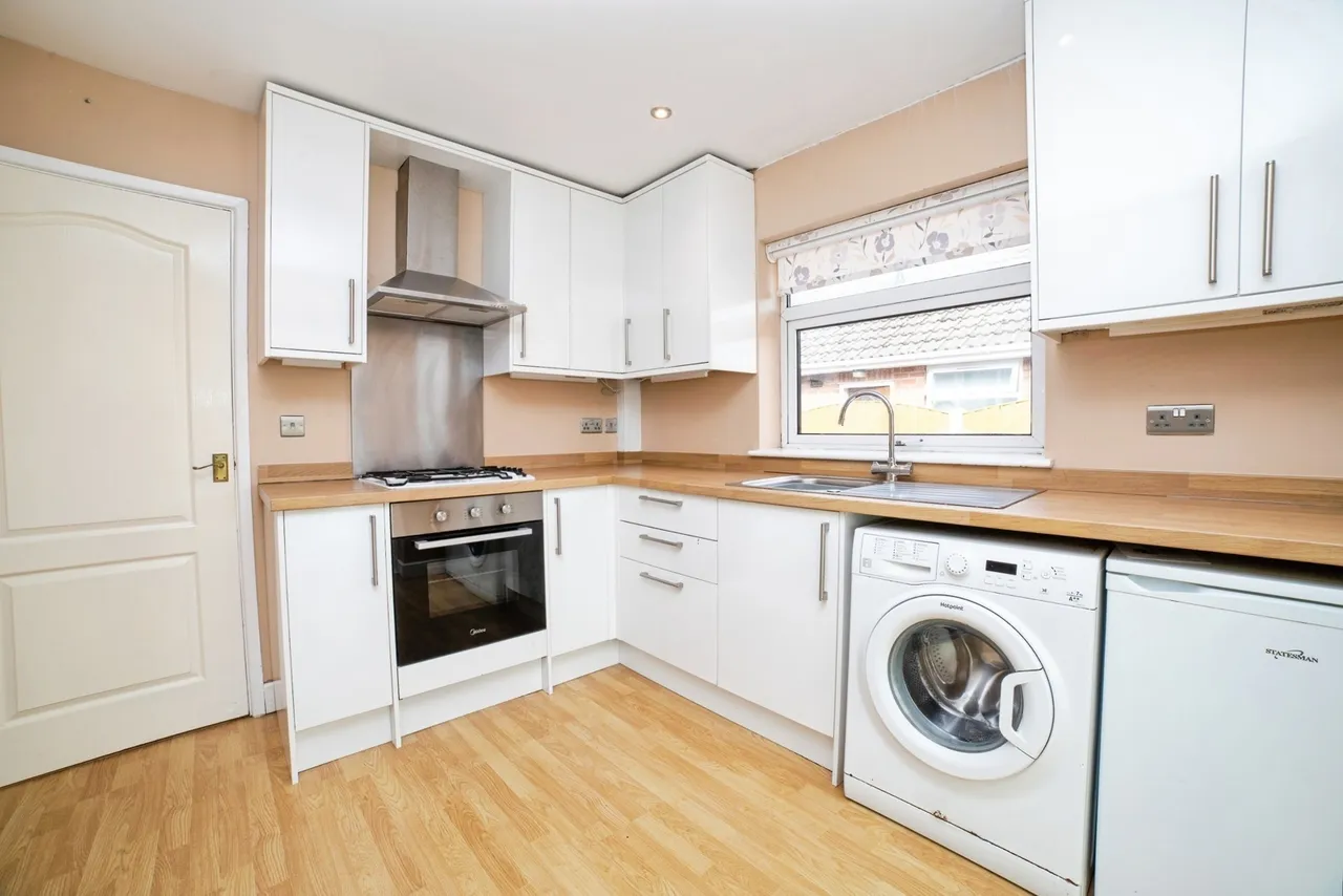 Highfield Avenue, Mansfield, Nottinghamshire, NG19, photo 5