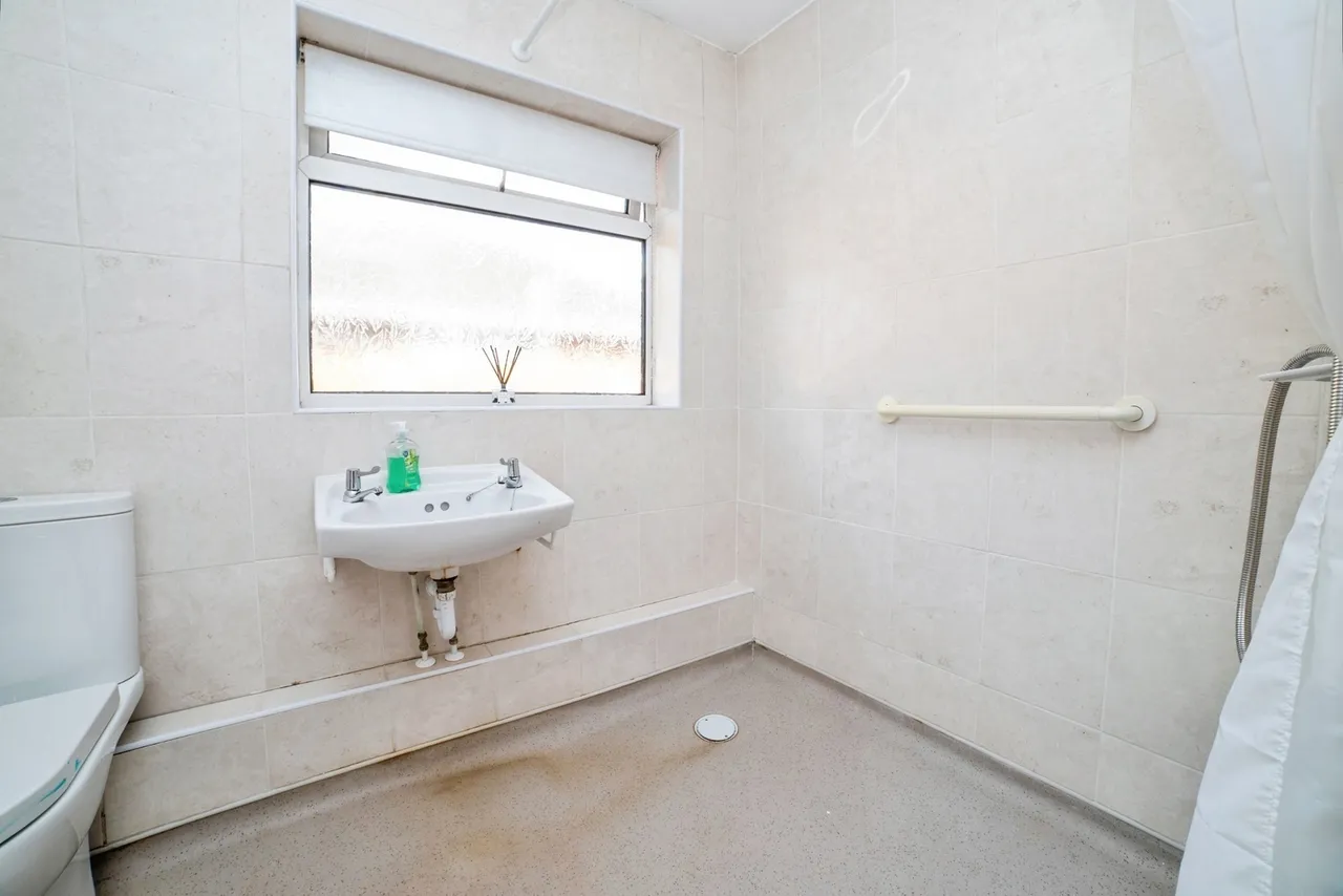 Highfield Avenue, Mansfield, Nottinghamshire, NG19, photo 15
