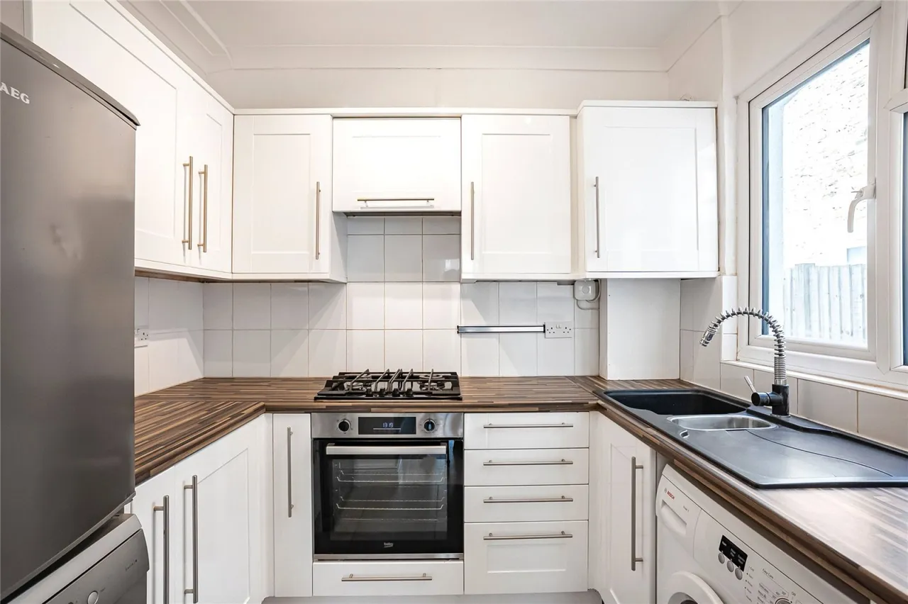 Ribblesdale Road, Furzedown, photo 6