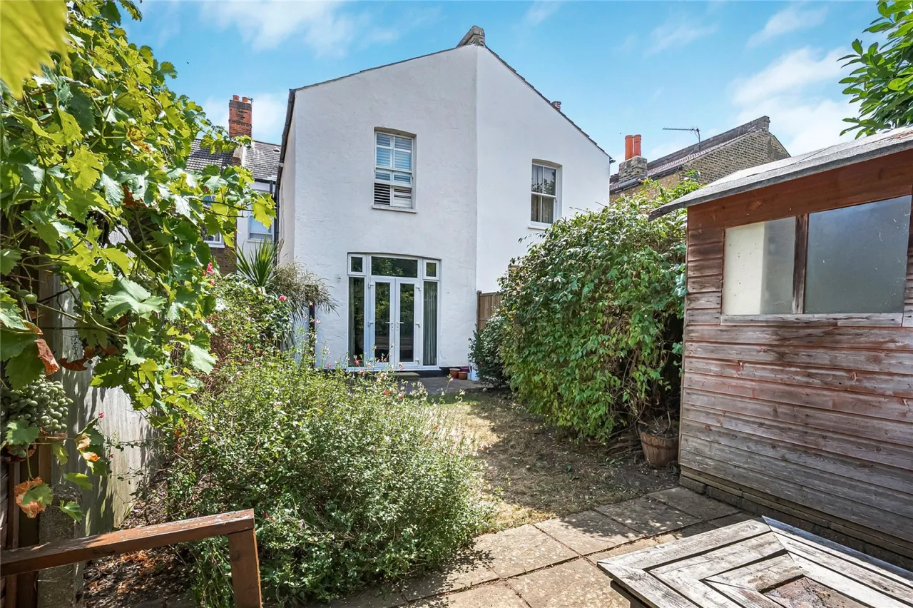 Ribblesdale Road, Furzedown, photo 10