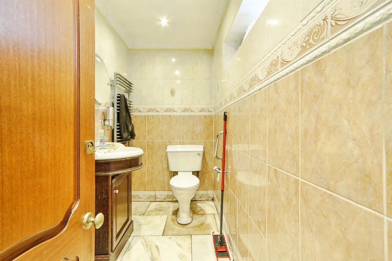Park Drive, Bradford, photo 7
