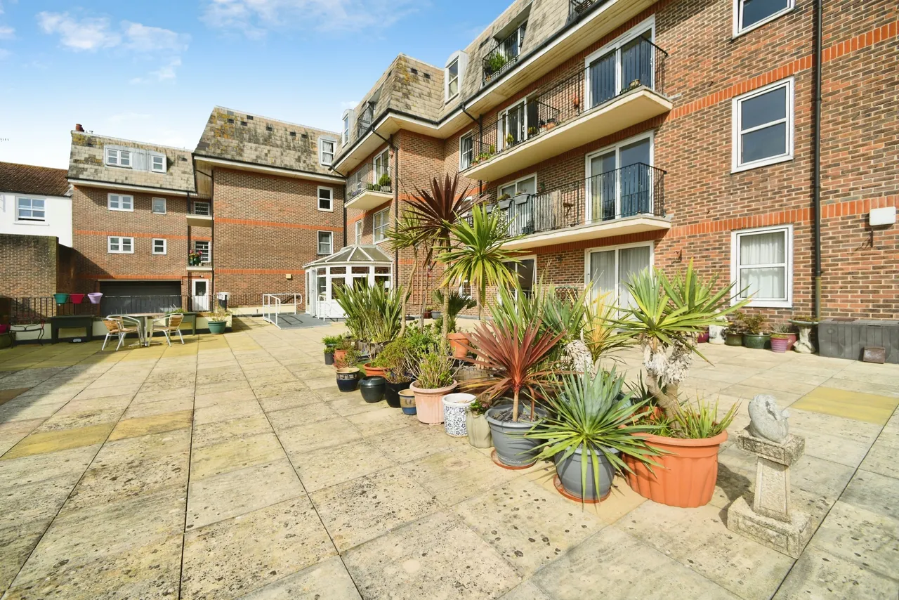 Eastern Road, Brighton, BN2, photo 17