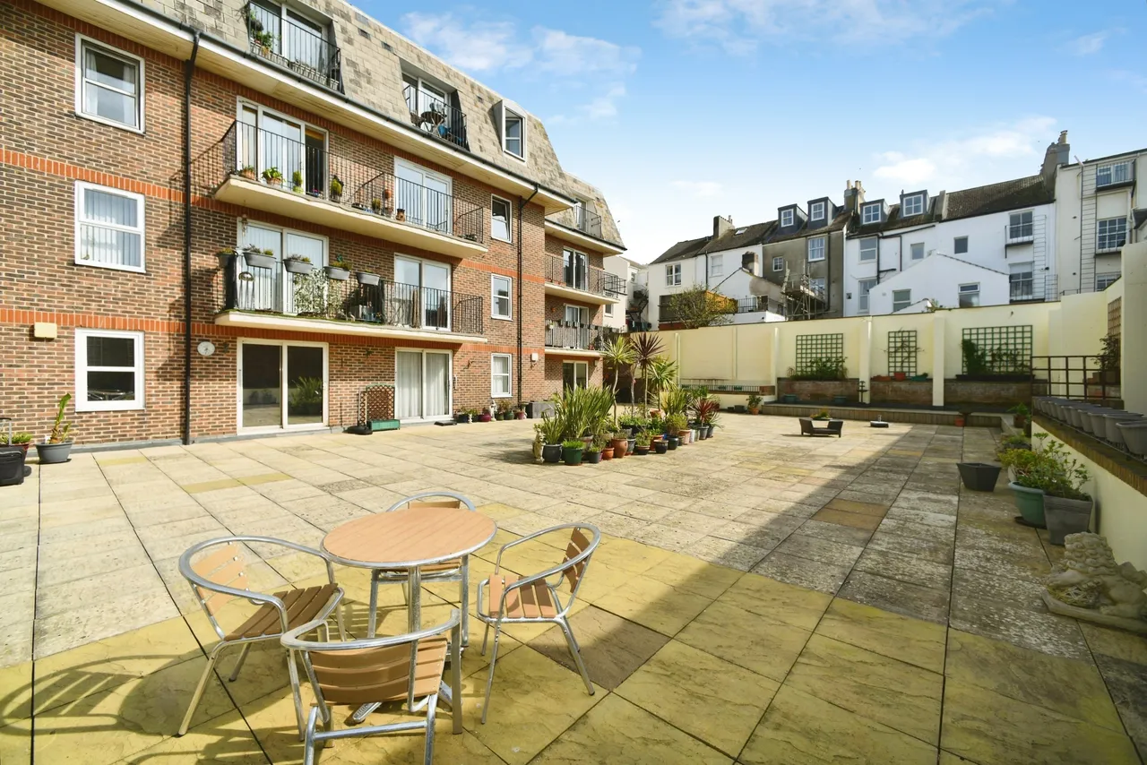 Eastern Road, Brighton, BN2, photo 14