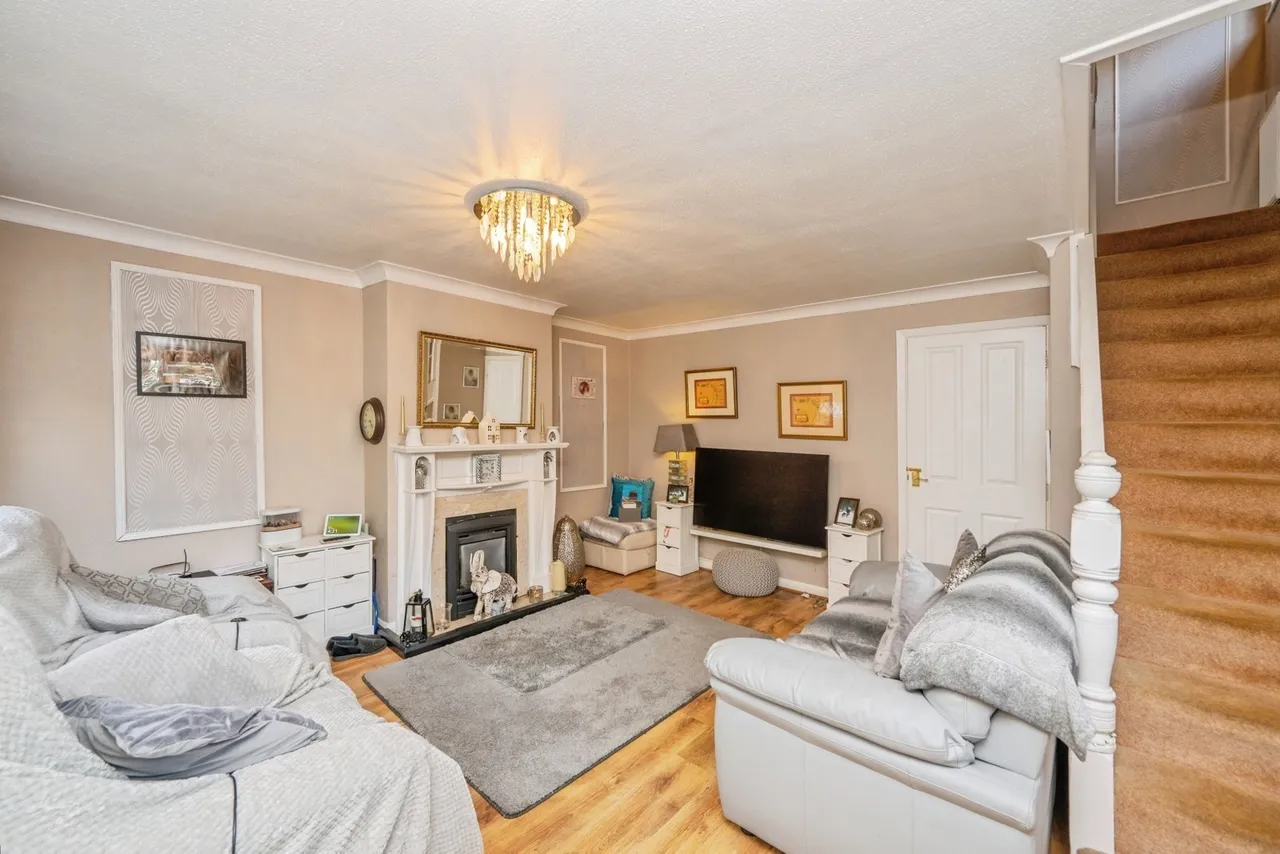 Collett, Tamworth, B77, photo 2