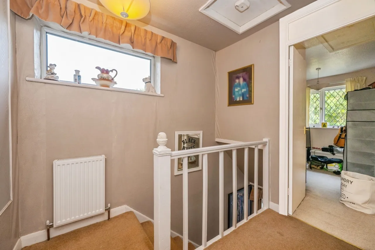 Collett, Tamworth, B77, photo 13