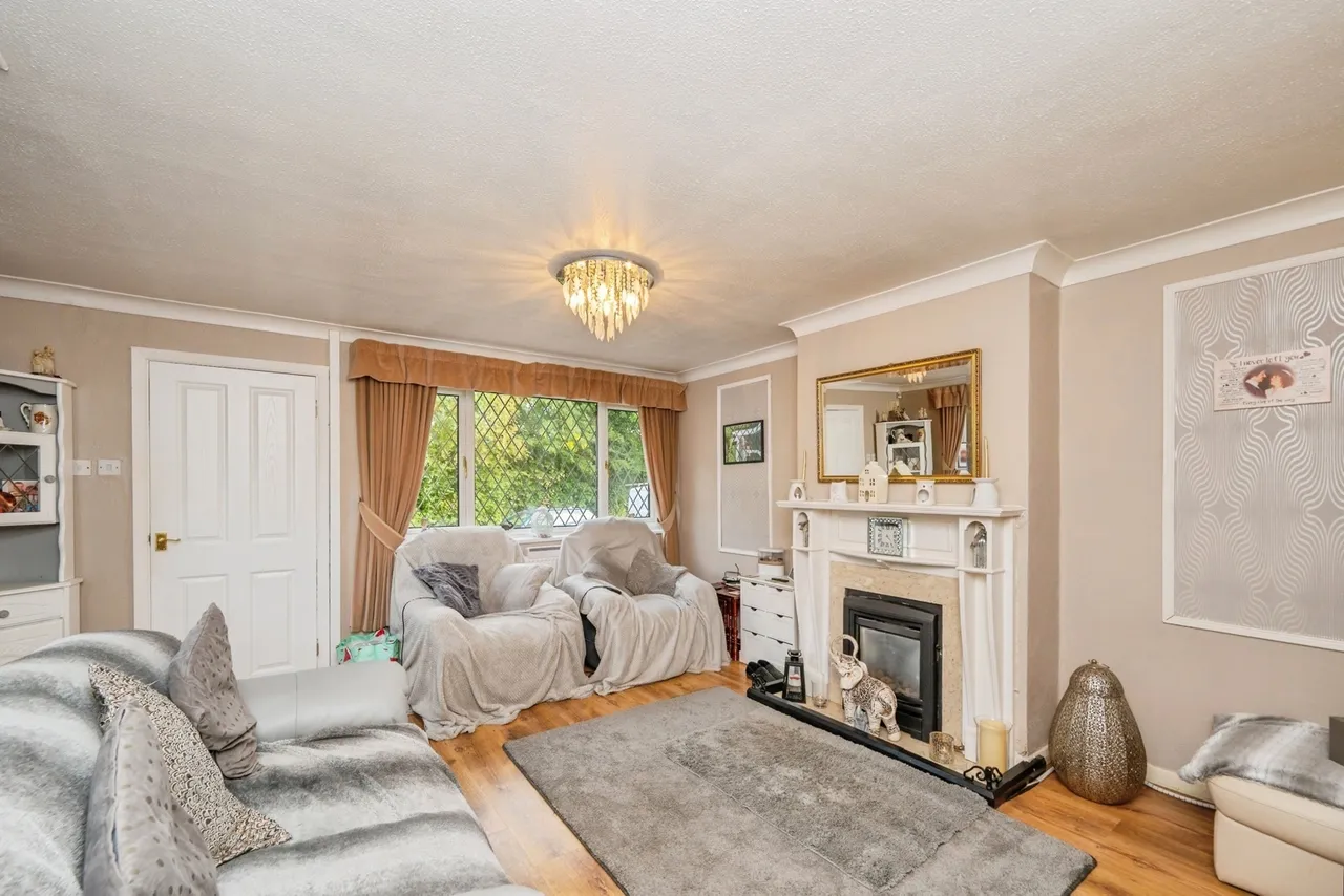 Collett, Tamworth, B77, photo 9