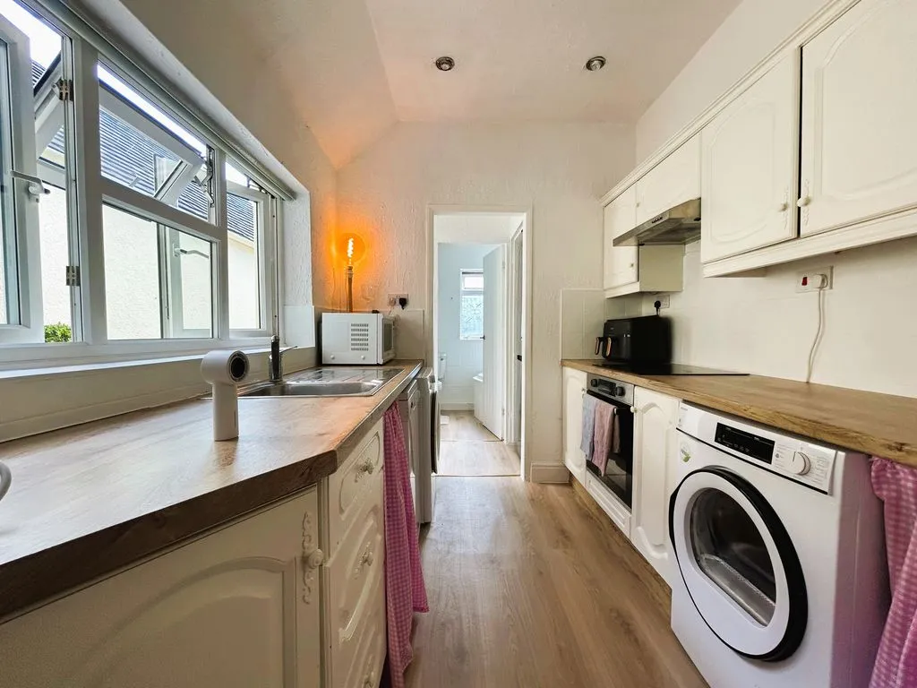 Albutts Road, Brownhills, WS8, photo 4