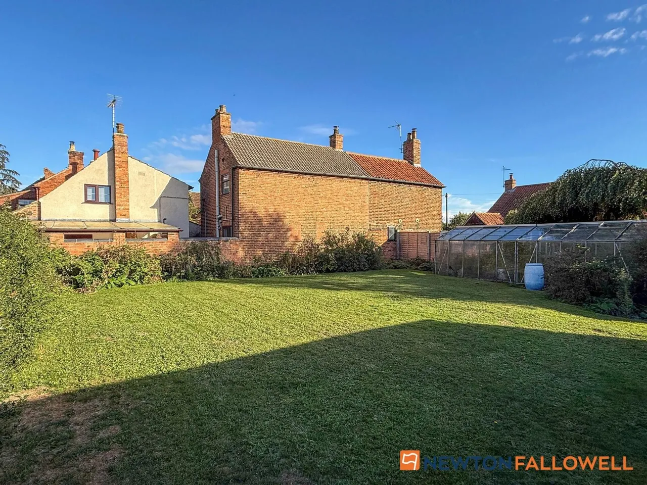 Main Street, Sutton-On-Trent, NG23, photo 2
