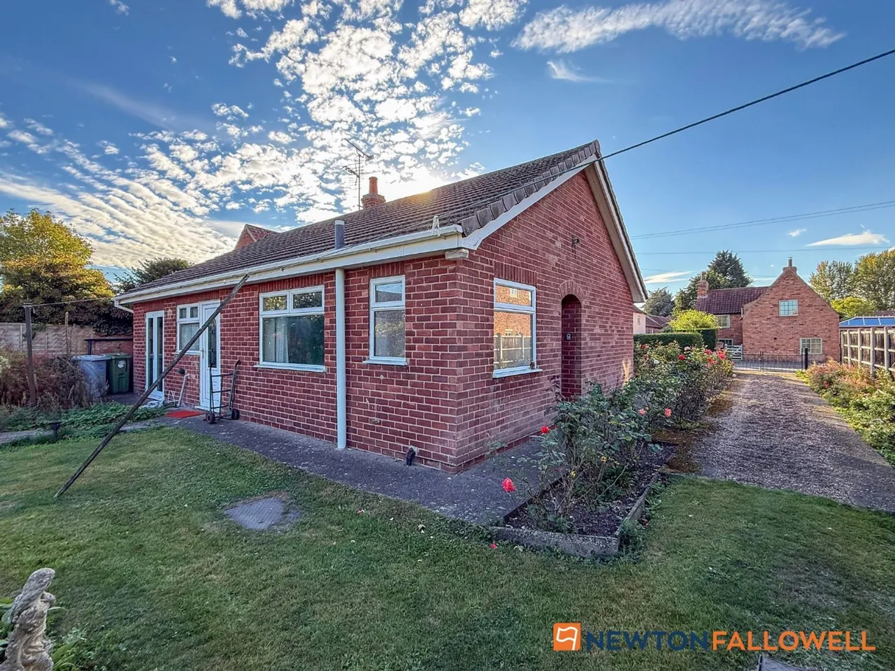 Main Street, Sutton-On-Trent, NG23, photo 5