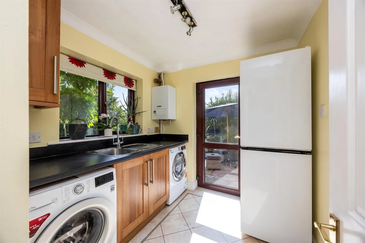 Cherry Gardens, High Salvington, Worthing, photo 24