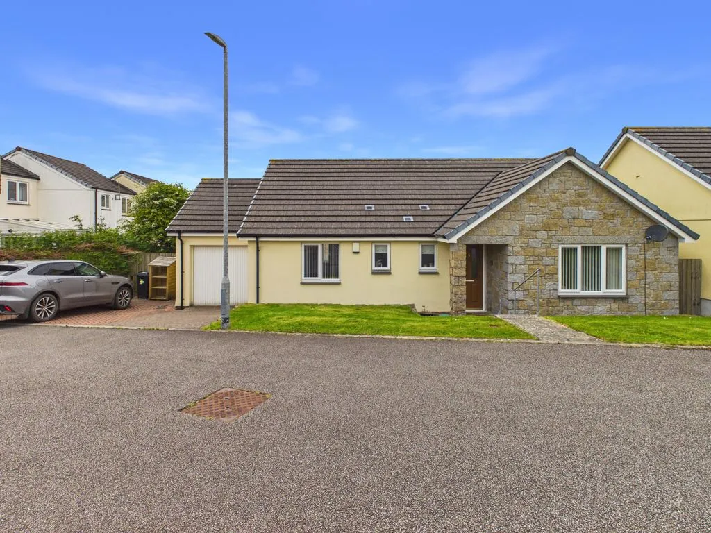house for sale — Park Trielin, Redruth