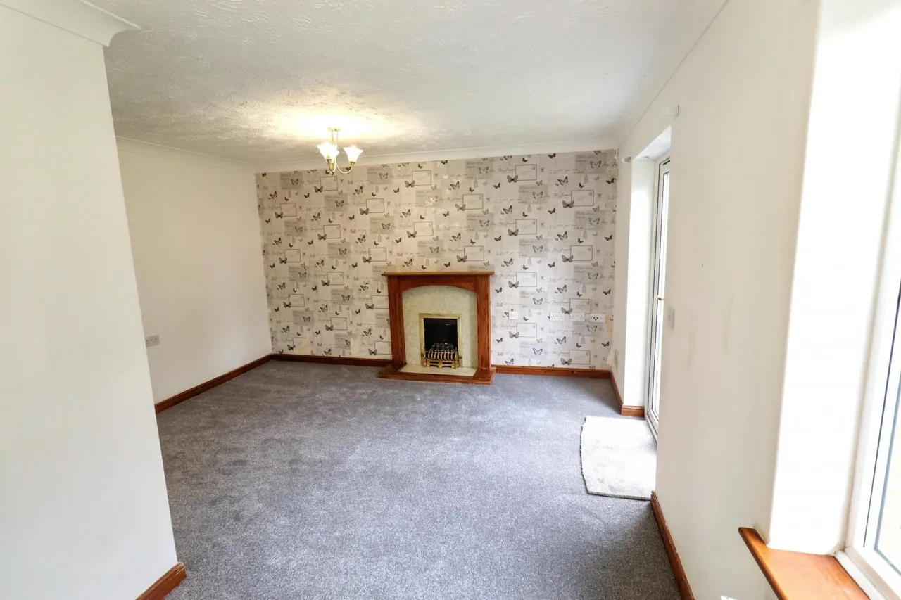 Jasmine Court, Spalding, PE11, photo 2