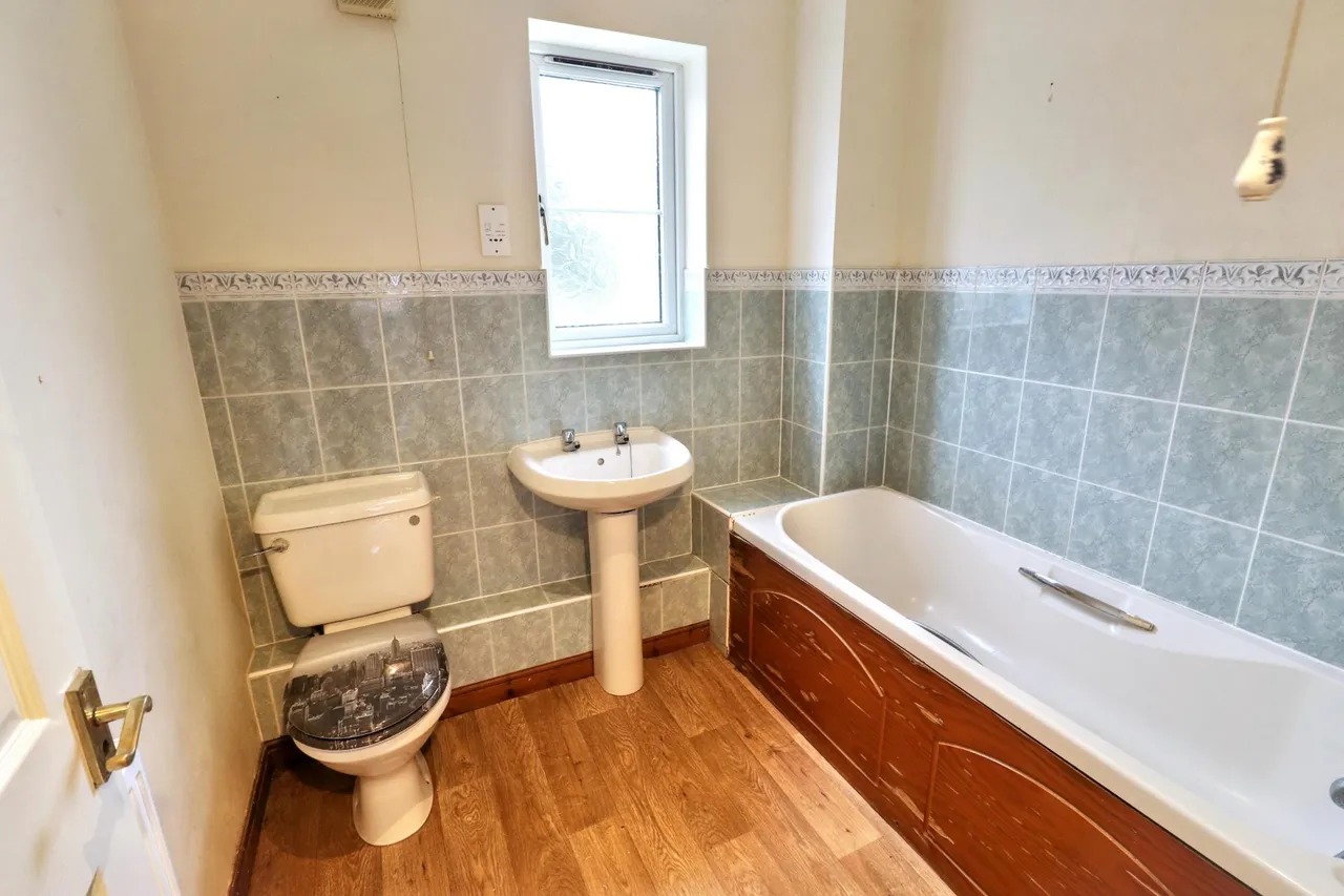 Jasmine Court, Spalding, PE11, photo 8