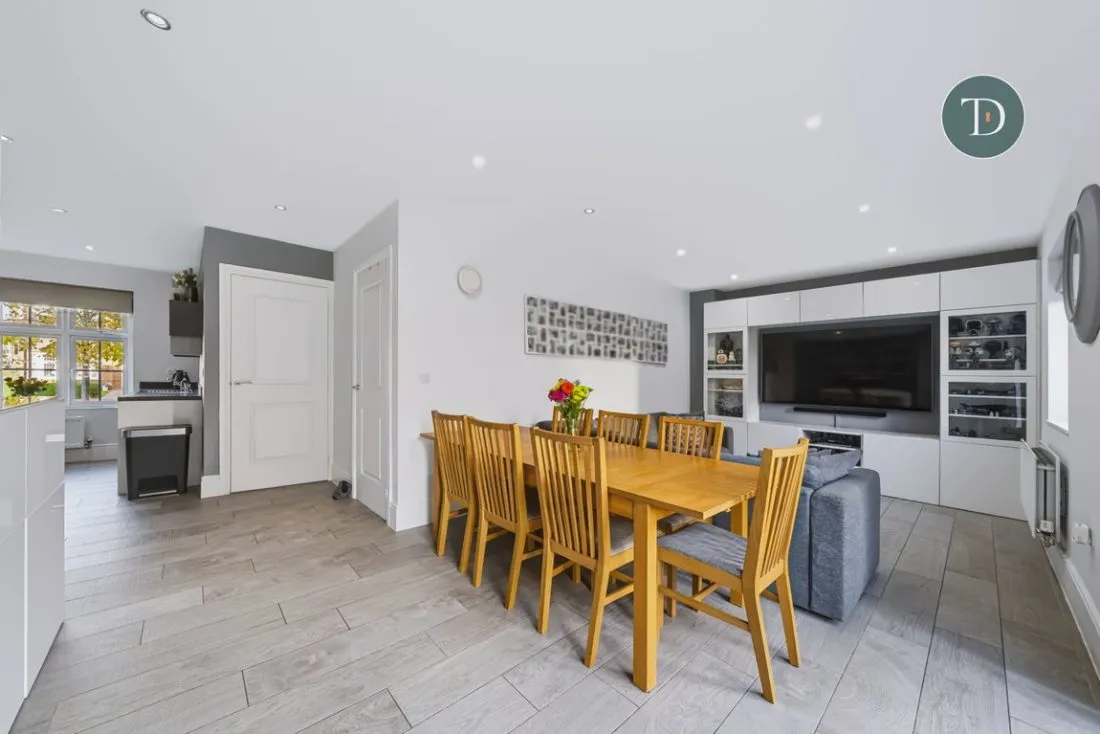 Leamington Road, Little Sutton, CH66, photo 12