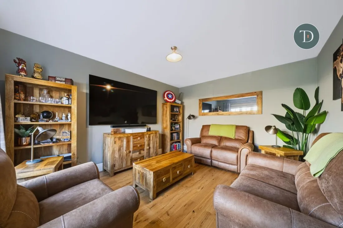 Leamington Road, Little Sutton, CH66, photo 4