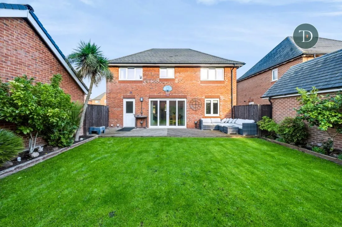 Leamington Road, Little Sutton, CH66, photo 2