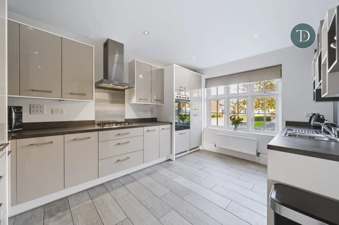 Leamington Road, Little Sutton, CH66, photo 7