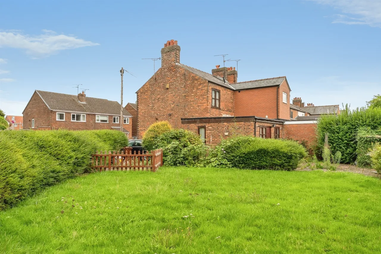 St. Davids Terrace, Saltney Ferry, CH4, photo 14