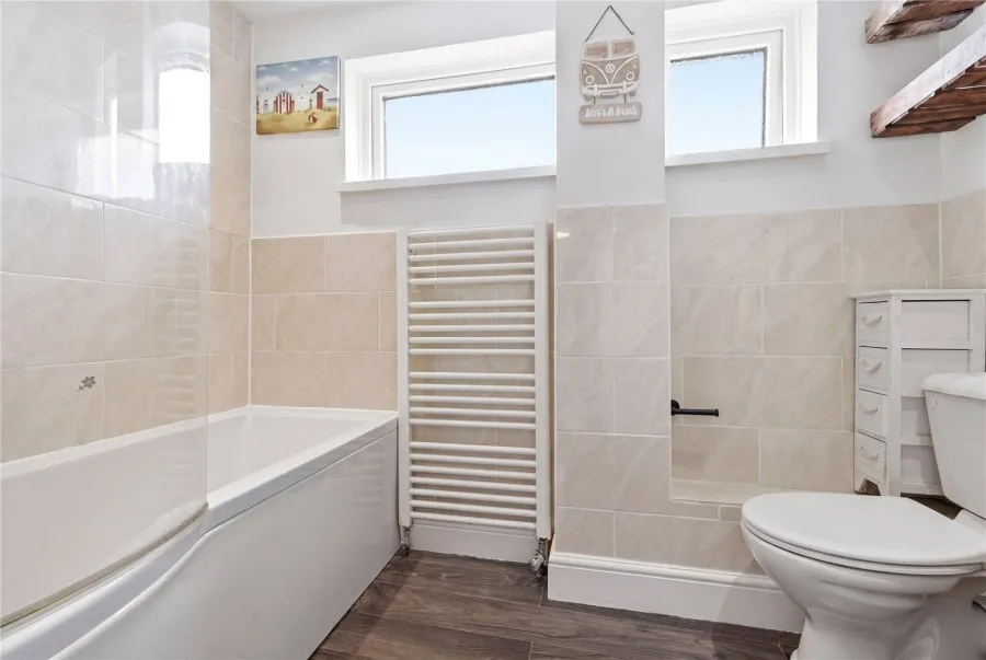 House Under Offer with 3 bedrooms in Saffron Walden, CB11, photo 9