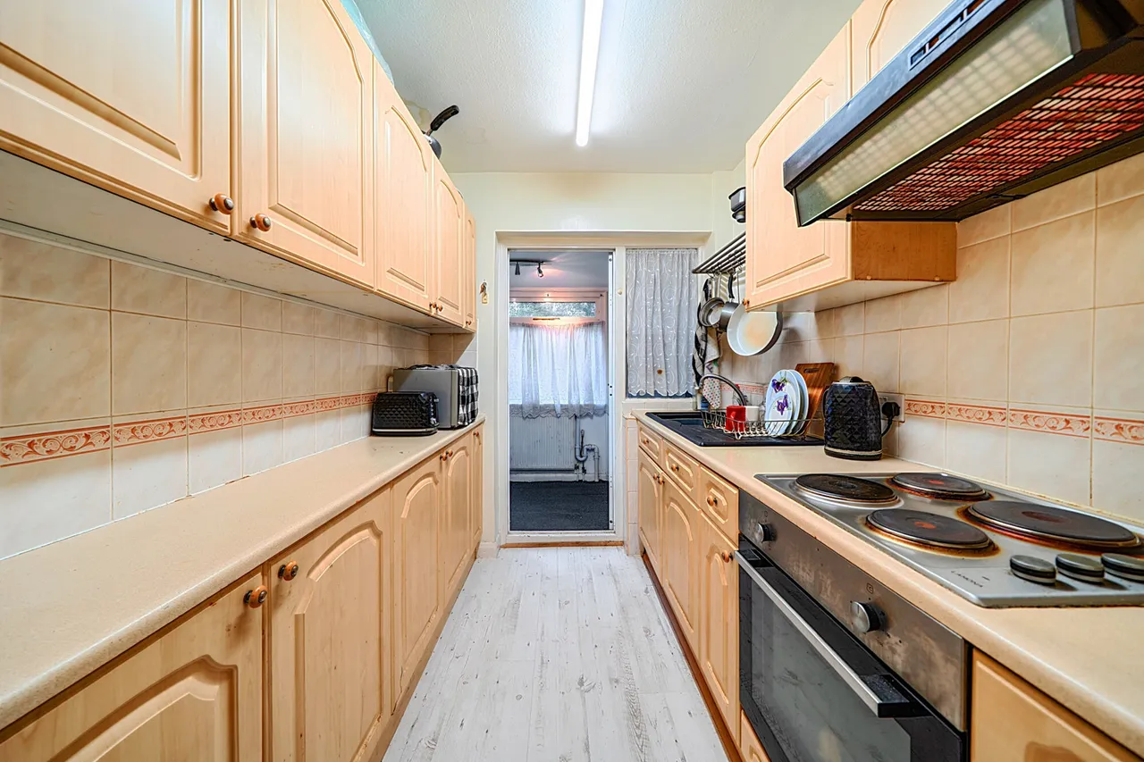 Field End Road, Ruislip, HA4, photo 9