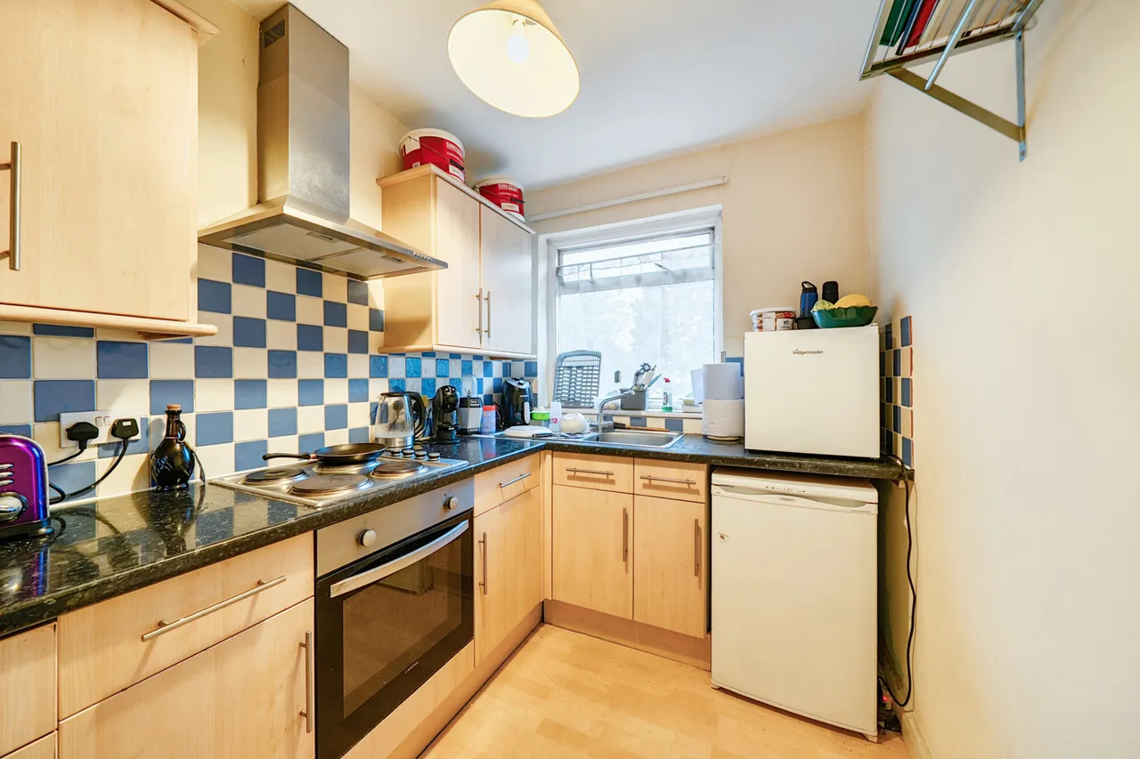 Field End Road, Ruislip, HA4, photo 4